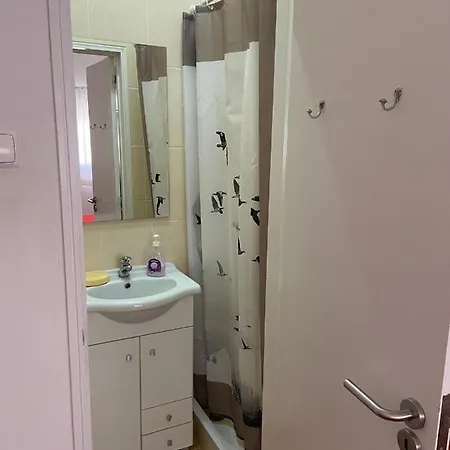 Mira Rocha アパート ポルティマン